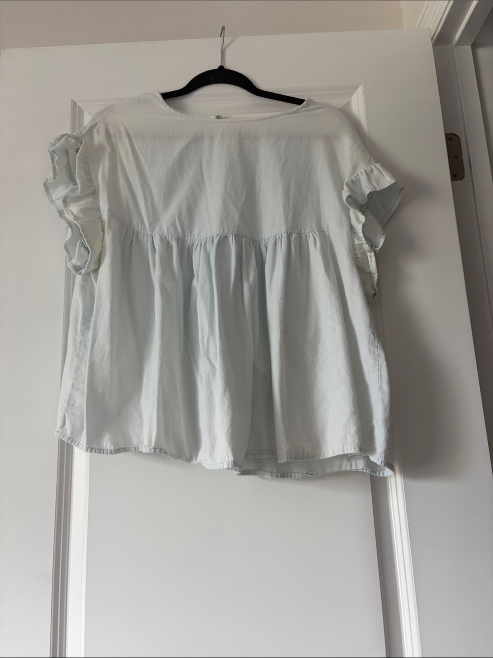 Women's Light Blue Flutter Sleeve Peplum Blouse